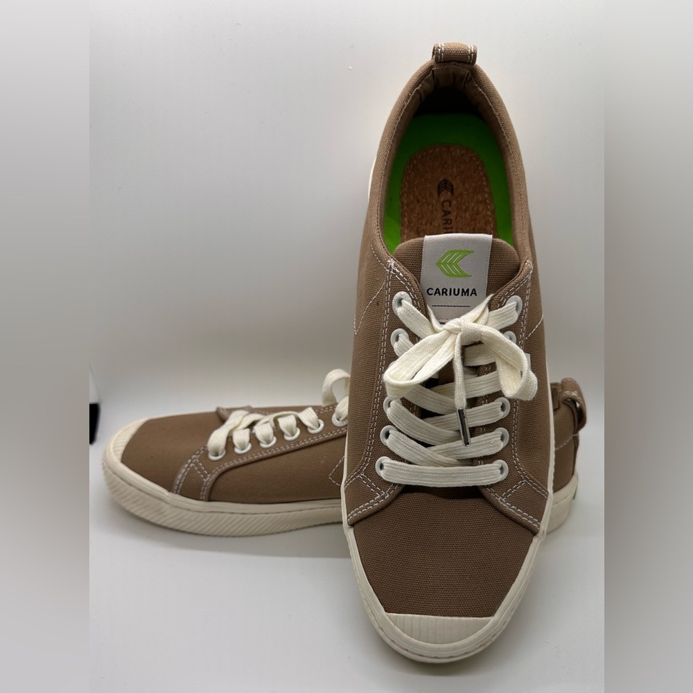 Cariuma Brown and White Sneakers